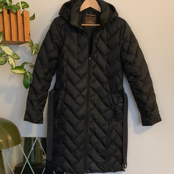 Moncler Black Quilted Puffer Jacket - Picture 6 of 14